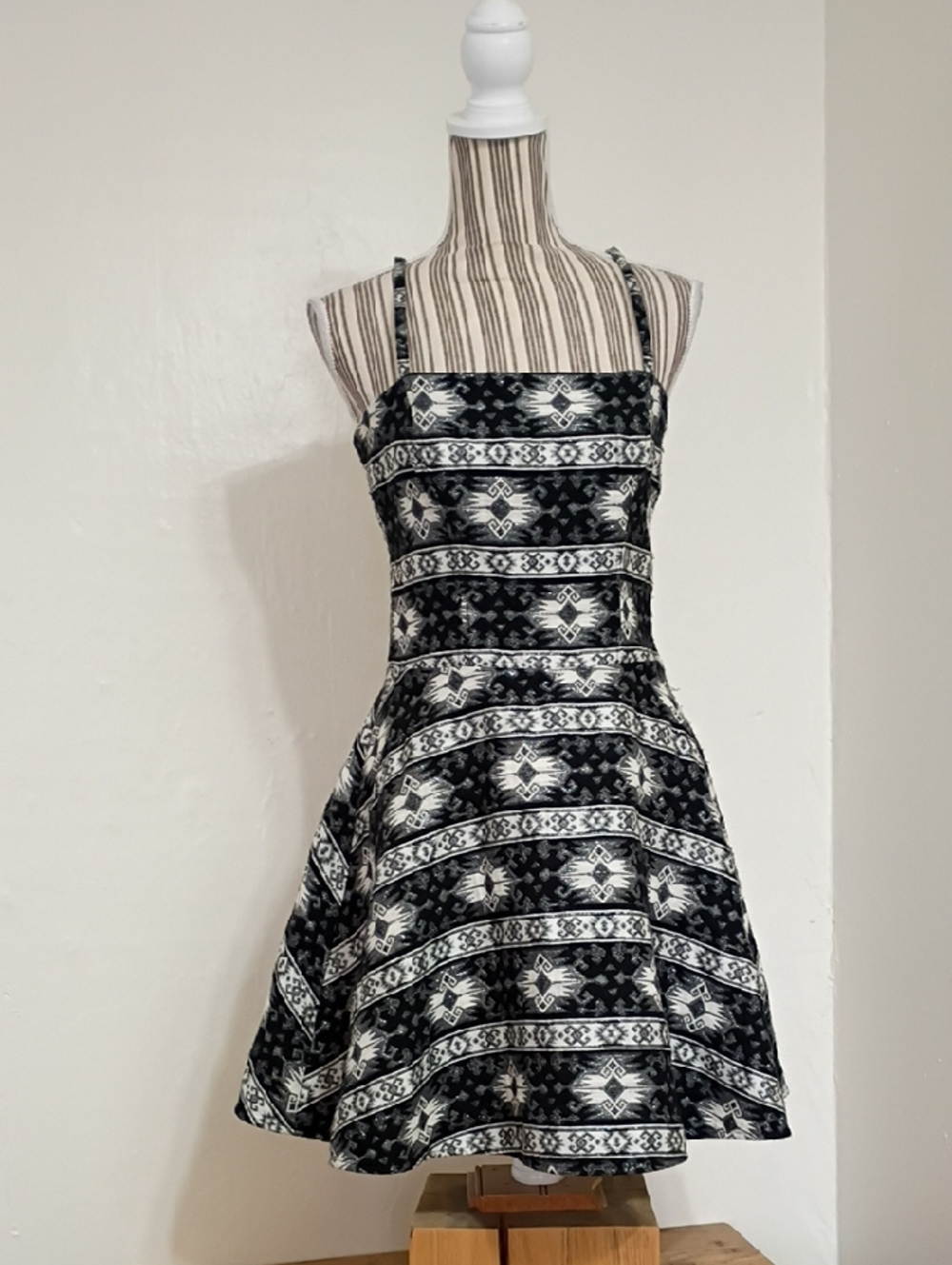 Sam Edelman Black & White Sparkle Fit & Flare Skater Dress Size 8